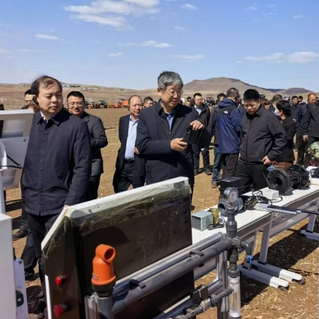 国基亿龙智慧农业装备亮相2026年全国粮油作物大面积单 ...